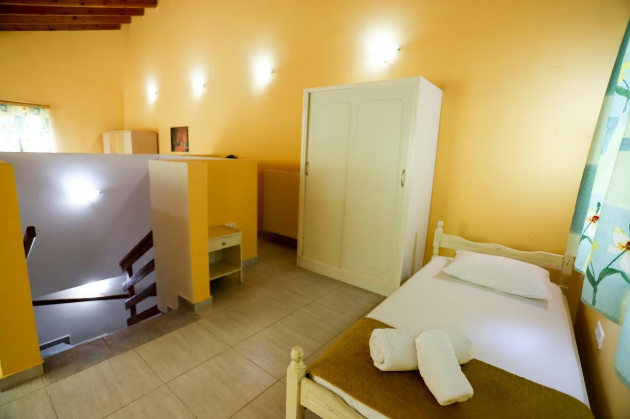 George'S Sweet N' Cozy Maisonette In Ipsos Corfu Exterior photo