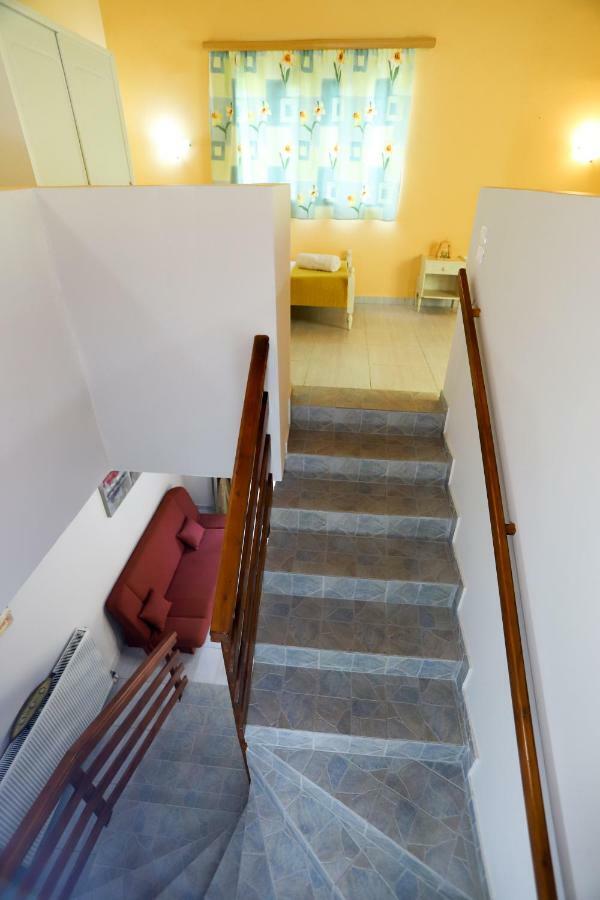 George'S Sweet N' Cozy Maisonette In Ipsos Corfu Exterior photo