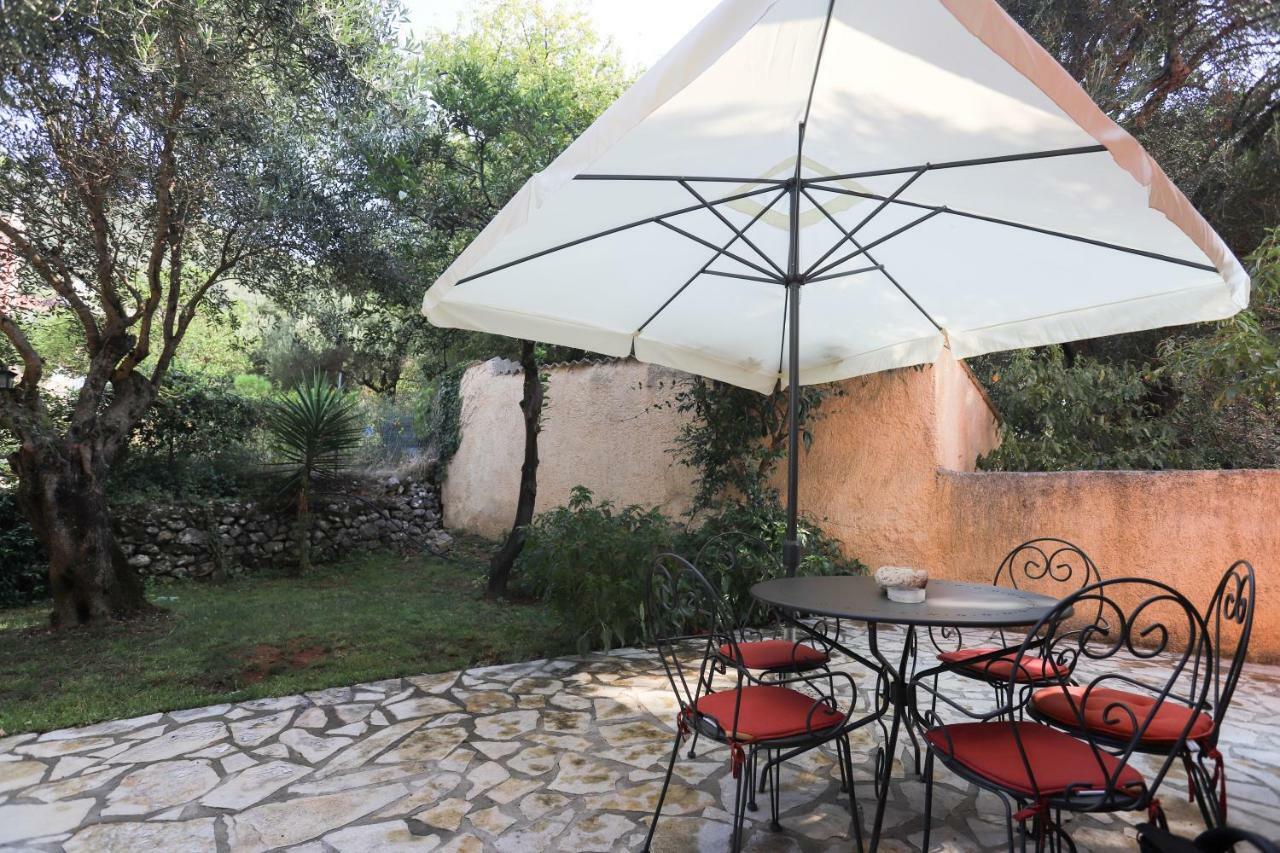 George'S Sweet N' Cozy Maisonette In Ipsos Corfu Exterior photo